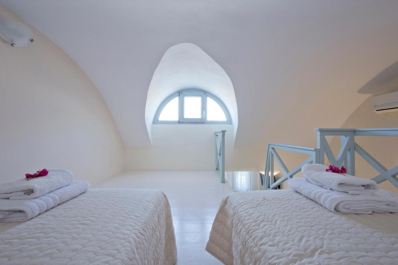 Santorini Med Homes - Sunday Apartment ميساريا المظهر الخارجي الصورة